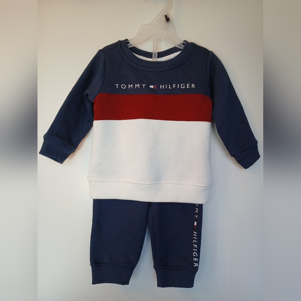 Tommy Hilfiger Baby Boys 2-Piece Sweatshirt & Jogger Pants Set Size 12 Months